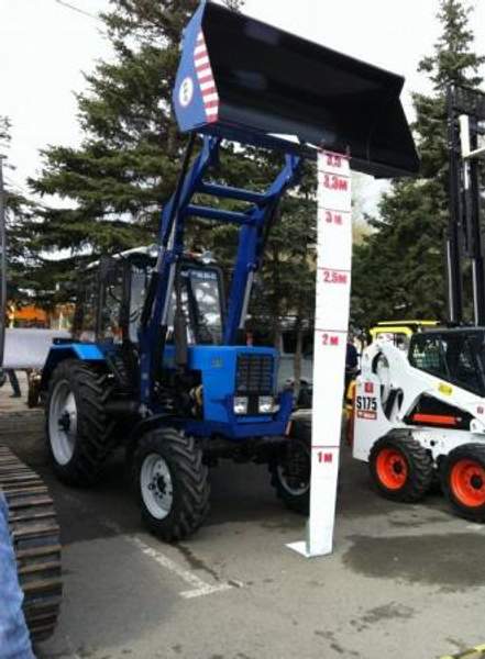 Погрузчик Универсальный ПКУ 0.8 на МТЗ ЮМЗ Т40