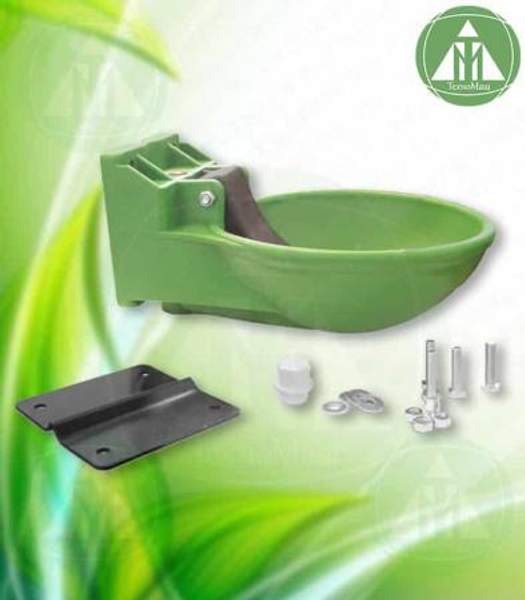 Поилка для крупного рогатого скота, пластик