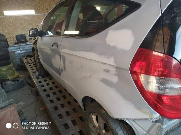 Покраска двери авто