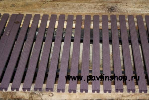 Пол пластиковый реечный для кроликов.