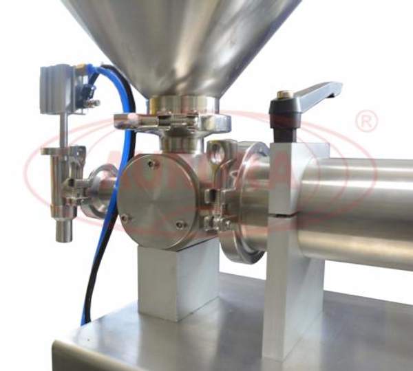 Полуавтоматический поршневой дозатор (объемный) МД-500М1 с приемной емкостью