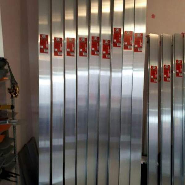 Правило с глазком и уровнем Solo в наличии