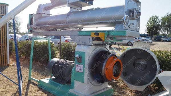 Пресс гранулятор