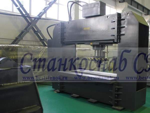 Пресс листоправильный гидравлический для правки листа