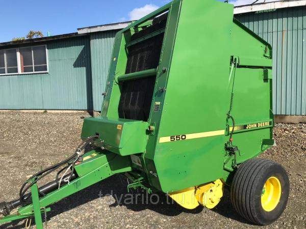 Пресс-подборщик John Deere 550