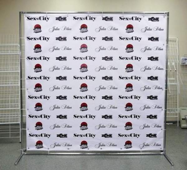 Пресс Волл Джокер 2х2 в аренду