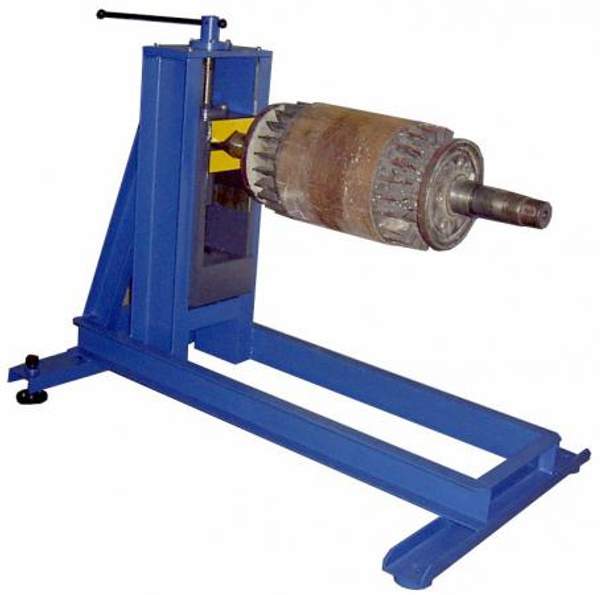 Приспособление для сборки ротора со статором