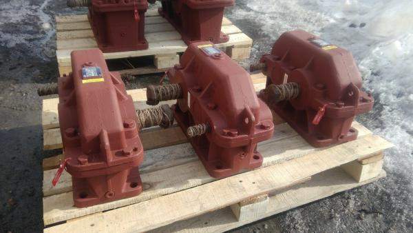 Продам редуктор Ц2У-160-31,5.