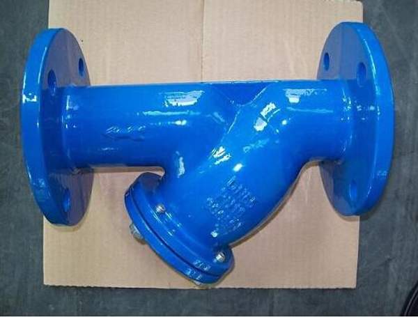 Продаю дешево фильтры чугунные / стальные фланцевые Китай