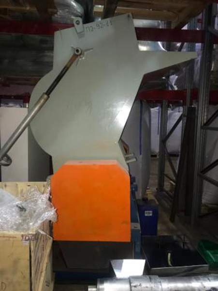 Продаю новую дробилку SWP-720 M для пэт