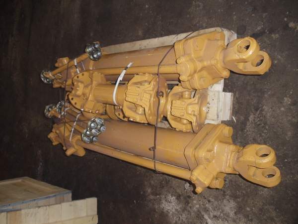 Продажа гидроцилиндров, гидроцилиндр отвала