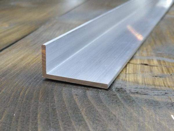 Профиль алюминиевый АД31Т1 30x30x1,5x6000 мм ГОСТ 18475-82