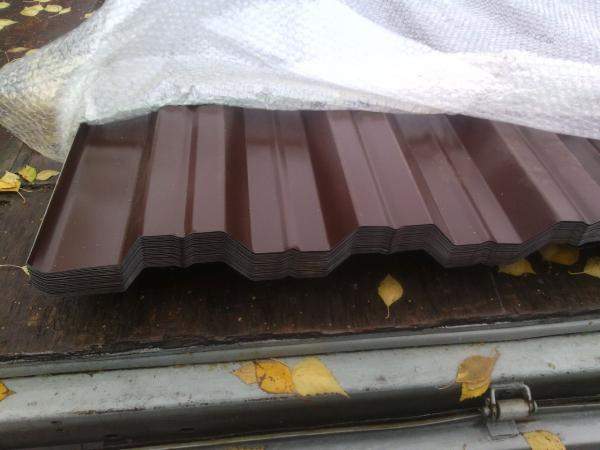 Профнастил стеновой и кровельный оцинкованный с полиэстр покрытием ПК-35-0,35 РФ