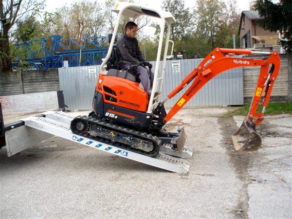 Производим алюминиевые лаги для спецтехники 3 метра