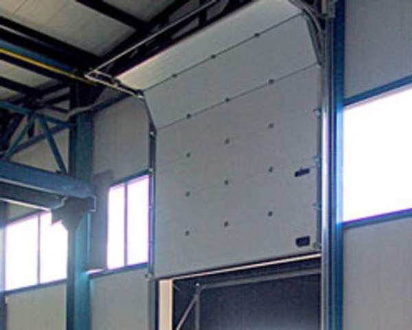 Промышленные гаражные ворота