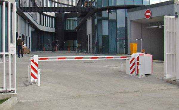 Противотаранное устройство облегченного типа ПТУ-Л “ПРЕПОНА”