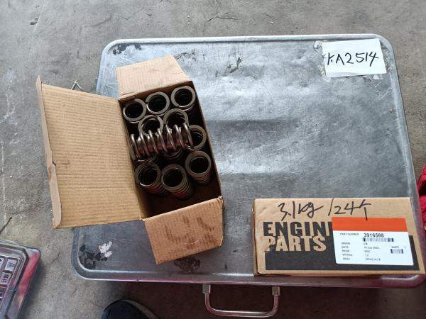 Пружина выпускного клапана Cummins 6CT