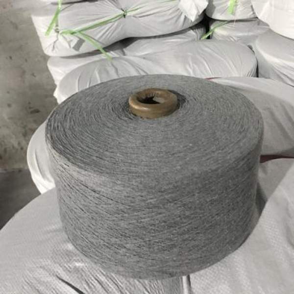 Пряжа смесовая (60% ПЭ, 40% Хл.) серая Ne5.5 /1 (107 текс) оптом из Китая
