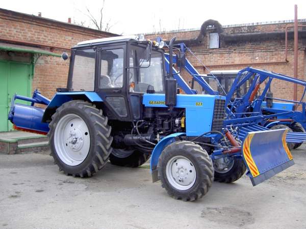 ПУМ-4853 (отвал, щетка)