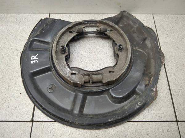 Пыльник диска тормозного заднего правого Mercedes Benz W211 E-Klasse (УТ000216473) Оригинальный номер A2304200244