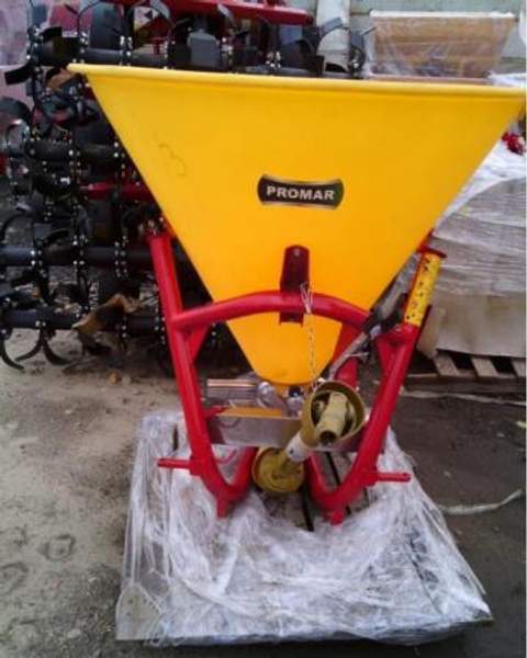 Разбрасыватель удобрений GMS 500л