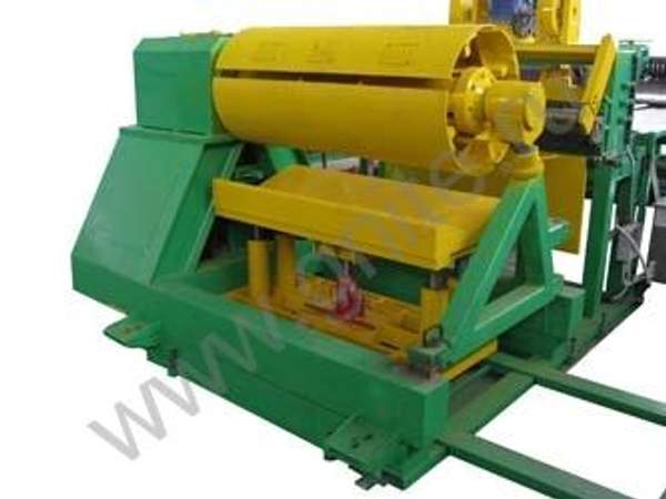 Разматыватель металла консольный 12 тн с частотно управляемым приводом