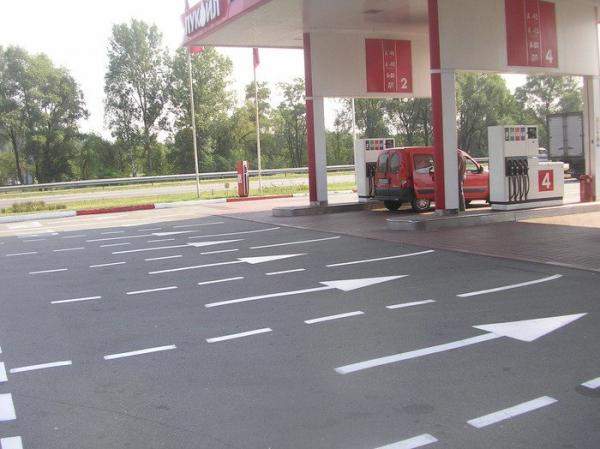 Разметка автозаправочных станций