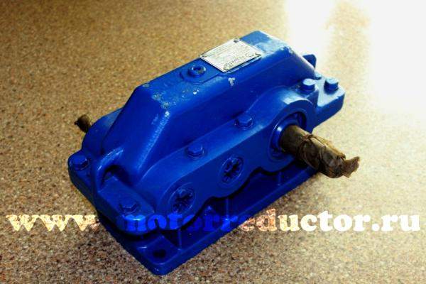 Редуктор 1Ц2У-100-10-33.