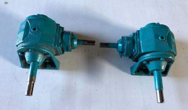 Редуктор НО9305000-217 и НО9305000-227