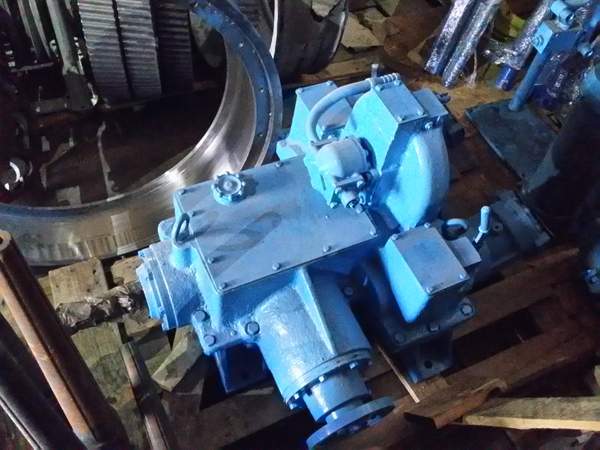 Редуктор раздаточный арб100.09.00.000сб-04