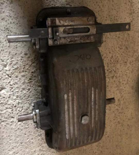 Редуктор самохода ОВИ 06.100 стар