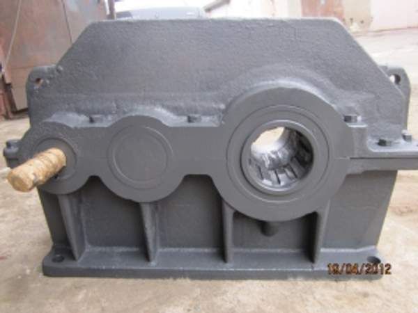 Редуктор Ц2У250-25-16