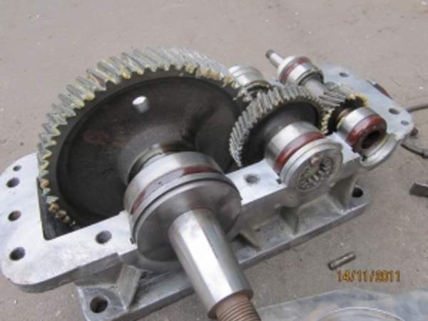 Редуктор цилиндрический двухступенчатый Ц2У160-25-12