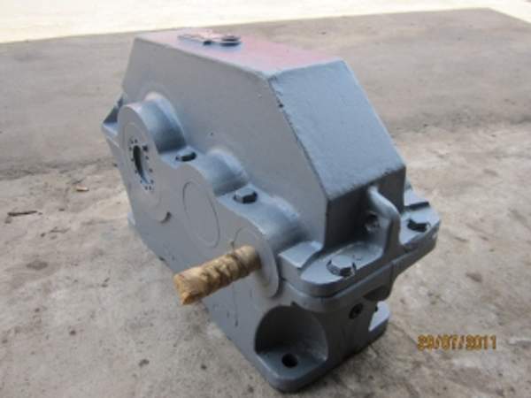 Редуктор цилиндрический Ц2У200-20-21