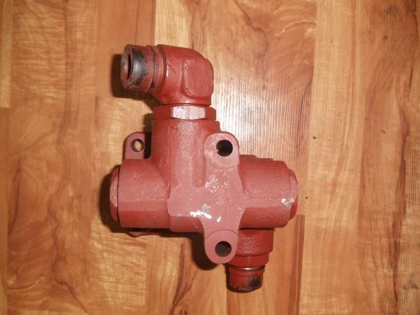 Регулятор расхода 700А.34.06.000-2