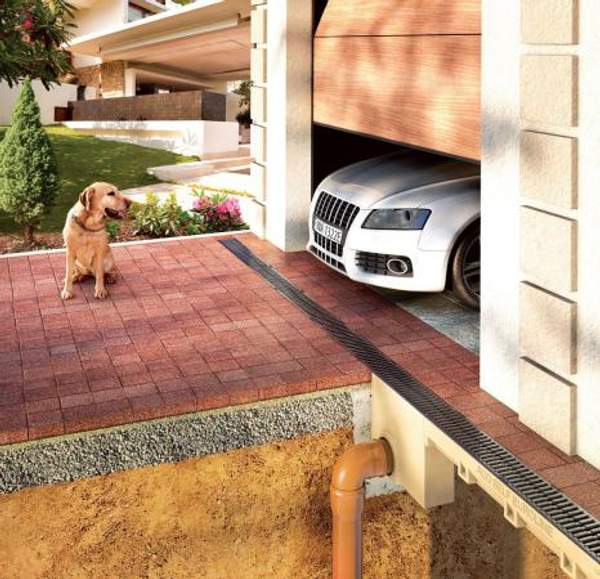 Решетка чугунная щелевая/ячеистая DN150 Аквасток