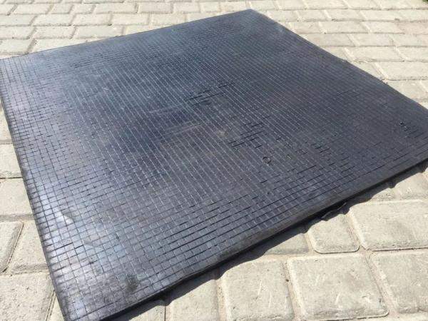 Резиновая плита для складских помещений 970х970х15мм 1950 руб/шт