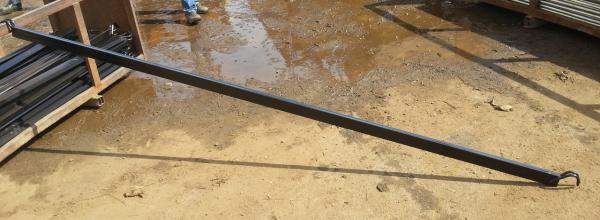 Ригель настила для рамных лесов.