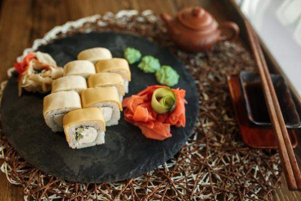 Ролл ???? «Три сыра»