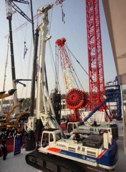 Роторная буровая установка zoomlion ZR280C