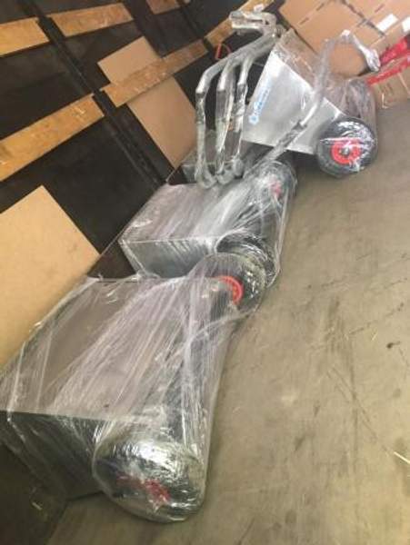 Ручной пескоразбрасыватель для тротуаров «Зимник 70»