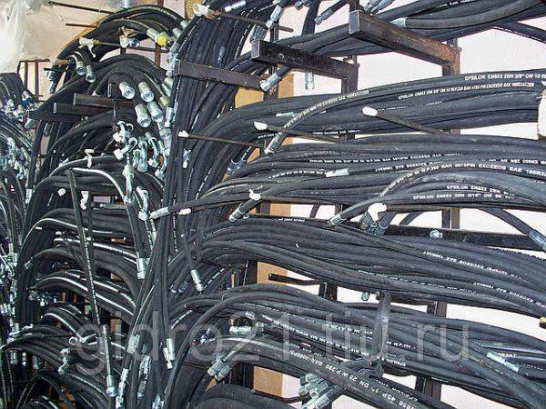 Рукава высокого давления на дорожную технику