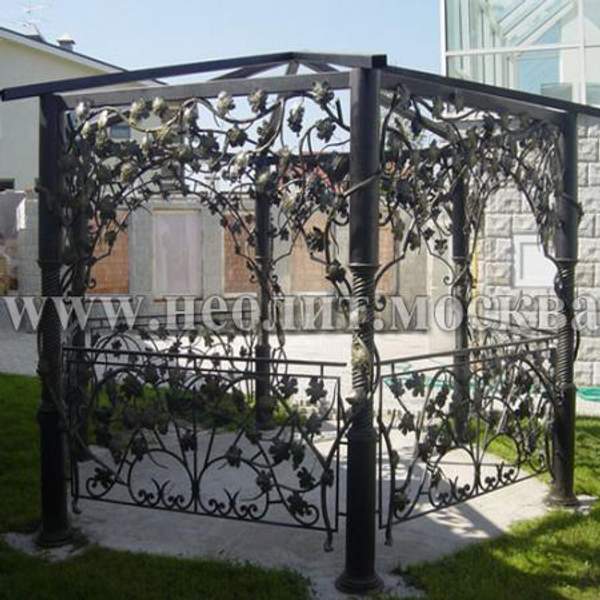 Садовая беседка кованная БК-04