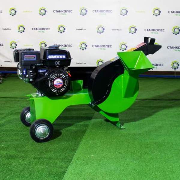 Садовый измельчитель веток "Дровосек" мод. МР300 (бензиновый)