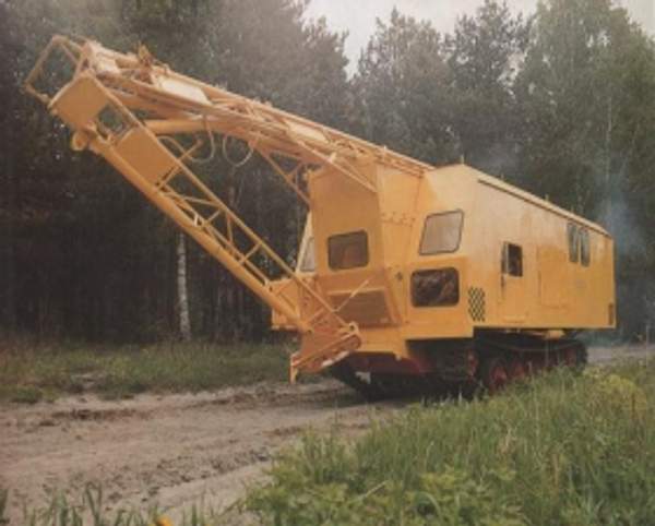 Самоходная буровая установка ТСБУ-200М