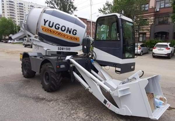 Самозагружащийся автобетоносмеситель Yugong SDM1500