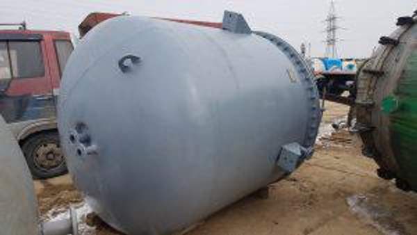 Сборник нержавеющий (реактор некомплектный),объем — 5 куб.м., рубашка