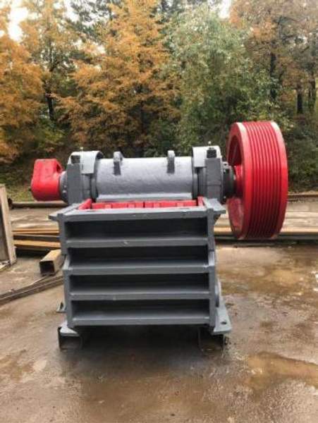 Щековая дробилка СМД-108