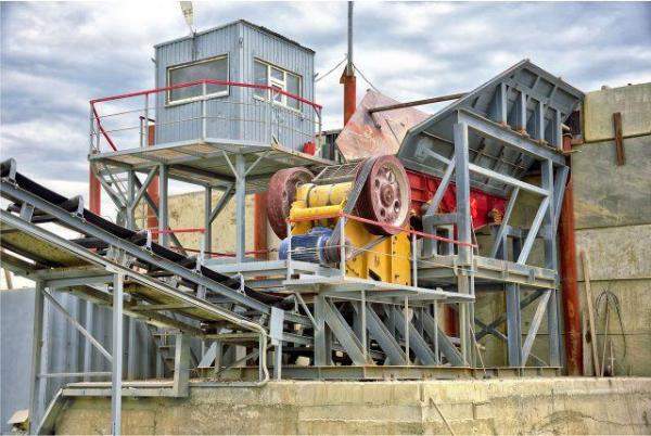 Щековая дробилка СМД-110