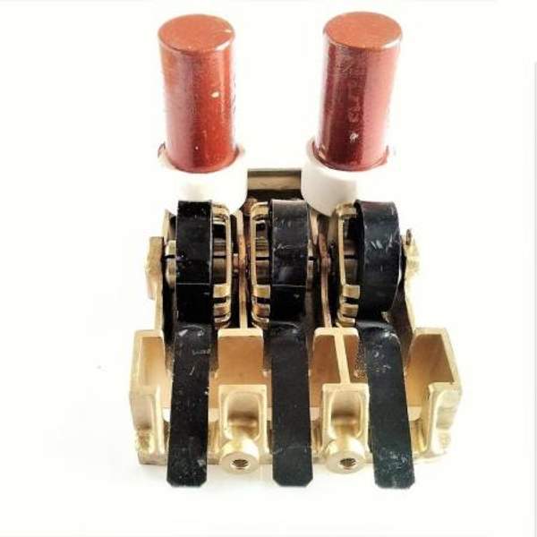 Щеткодержатель 5ТН.112.034сб